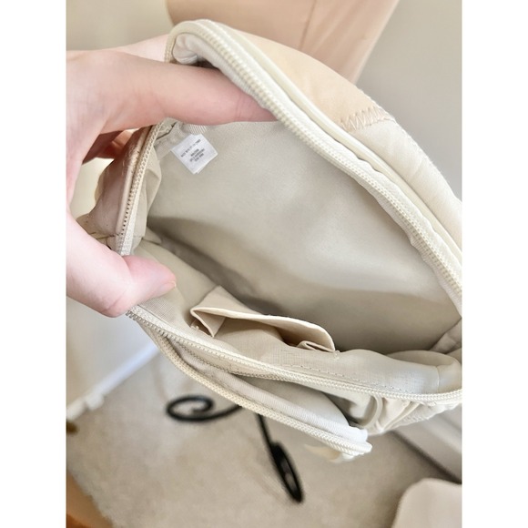 Vintage White Leather Patchwork Fanny Pack 100% Genuine Leather - Picture 4 of 9